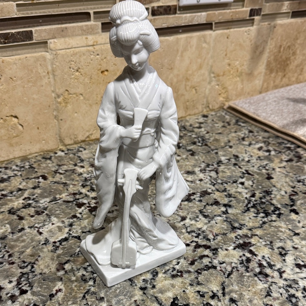 Elegant White Geisha Figurine